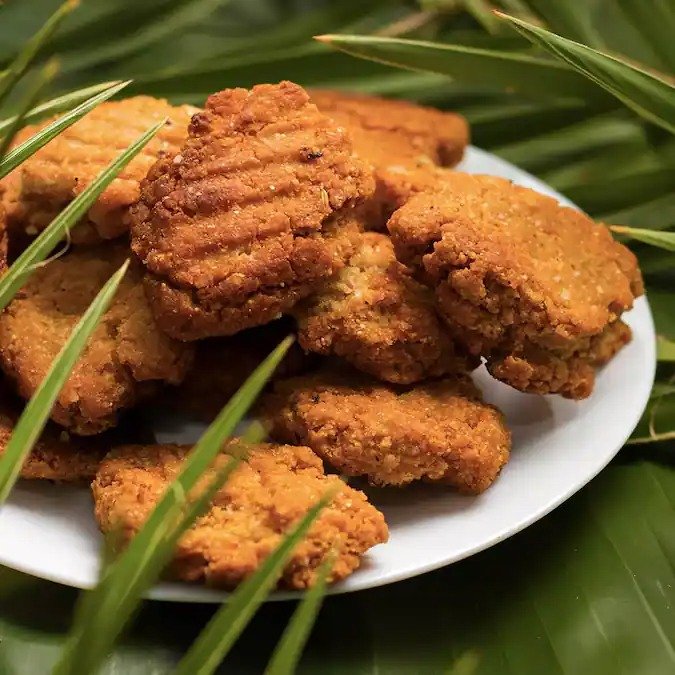 white plate thekua